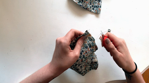 Snipping threads