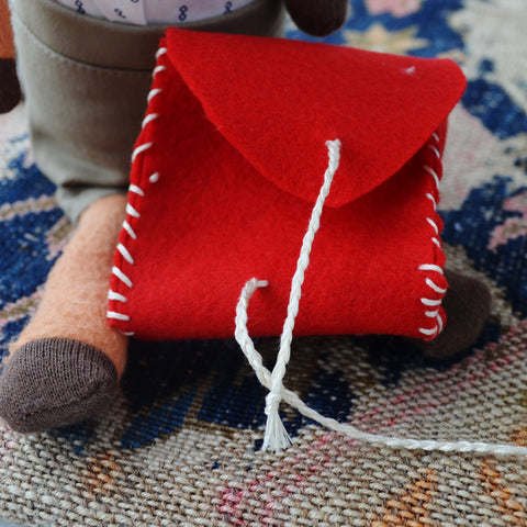 Back of doll backpack