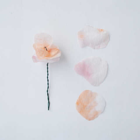 Blobby flower petals