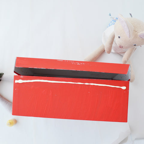 Hazel Village Craft Society, Lucas Makes a Toy Box