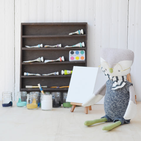 Jeremy Owl getting ready to paint