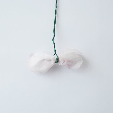 Flower petals with wire