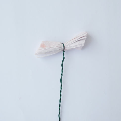 Fluffy flower wire